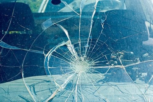 mobile glass replacement need on broken windshield